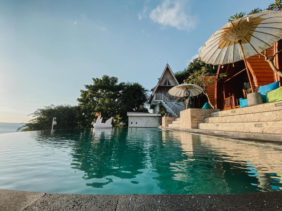 Taman liburan Permata Hill Nusa Penida
